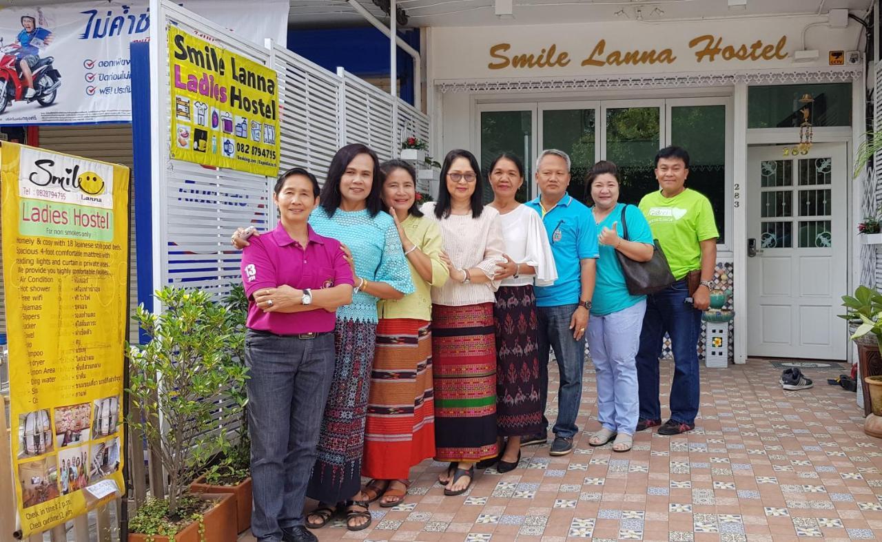 Smile Lanna Ladies Hostel Chiang Mai Exterior photo